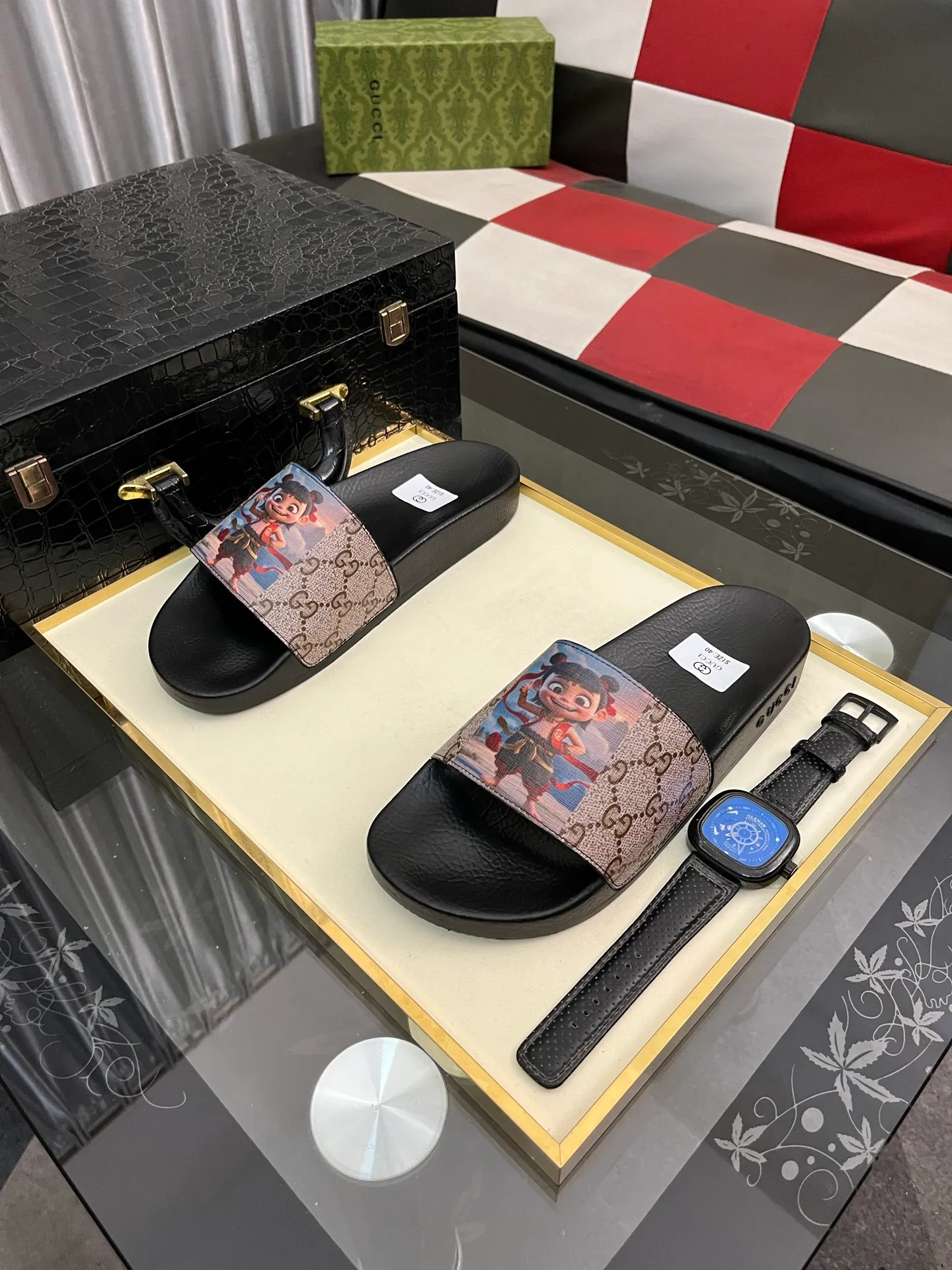 Men's Men's Shoes💰220⌚️⌚️ＧＵＣＣＩ.Gucci.Official website 1:1 popular slippers on sale! Original original material 🩴 SIZE: 38-46 (45.46 non-refundable)